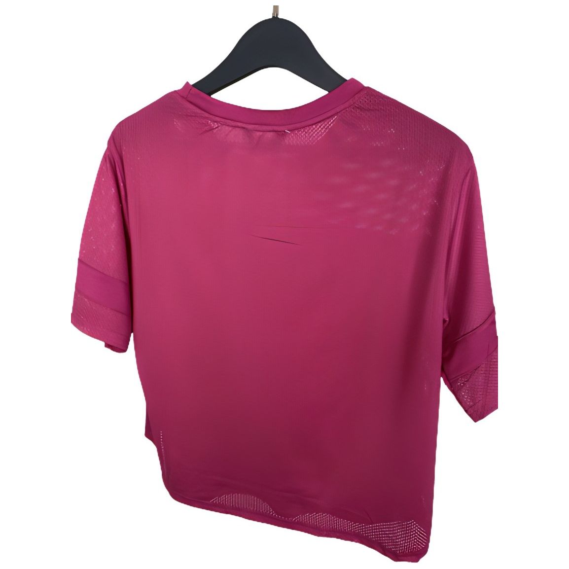 Bebe-Bebe Sport Women's Raspberry Mesh T-Shirt (Medium Size) - Brandat Outlet