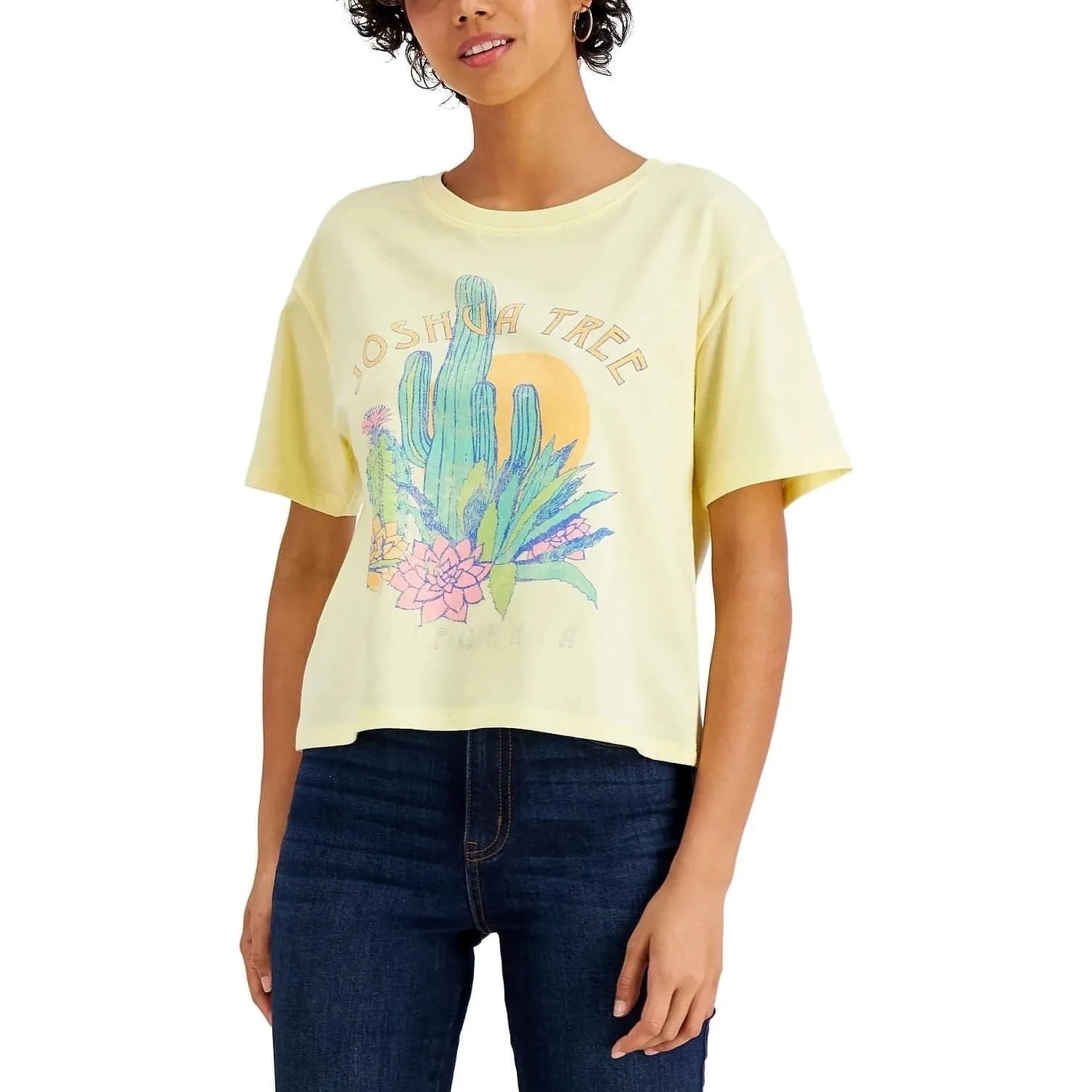 Love Tribe Juniors' Joshua Tree-Graphic T-Shirt (Size Medium) - Brandat Outlet