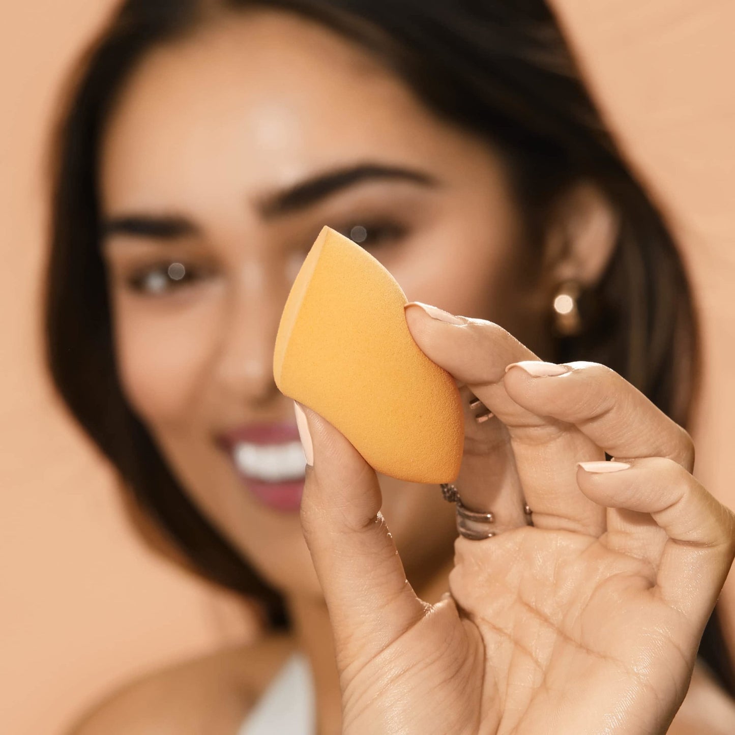 REAL TECHNIQUES-Real Techniques Miracle Complexion Sponge - Brandat Outlet